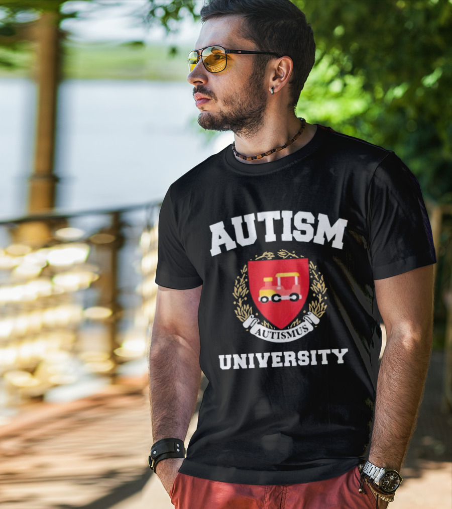 Autismus University Autism Joke Shield With Toy Car Crest T-Shirt