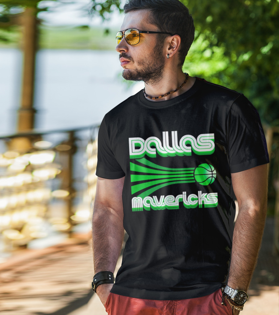 Dallas Mavericks Retro Green Basketball T-Shirt