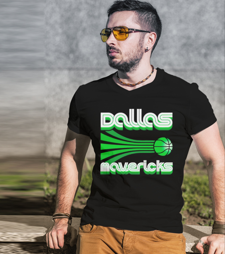 Dallas Mavericks Retro Green Basketball T-Shirt