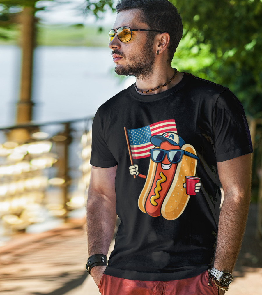 Fourth Of July USA Hotdog With American Flag And Sunglasses T-Shirt