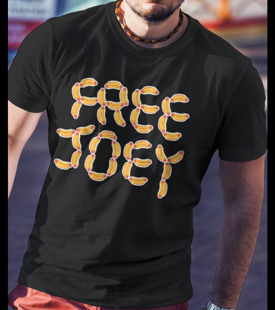 FREE JOEY Hot Dog Lettering T-Shirt