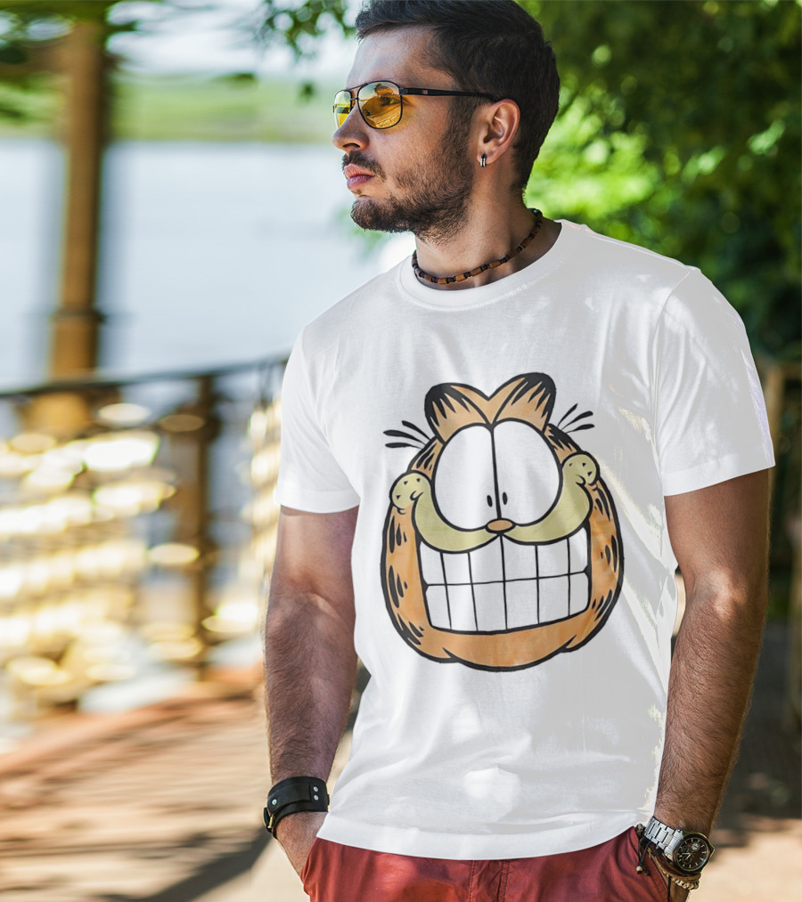 Garfield Big Face Classic Retro Comic Cat T-Shirt