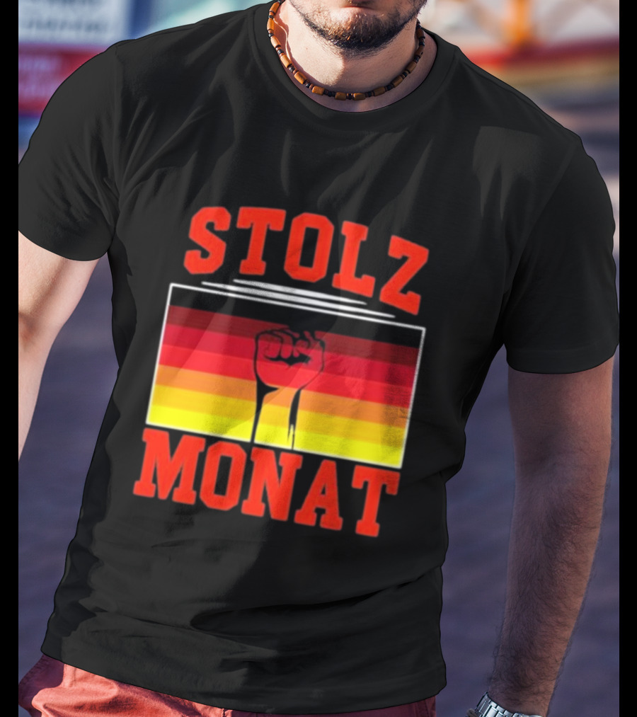 Stolz Monat Fist With German Flag Colors T-Shirt