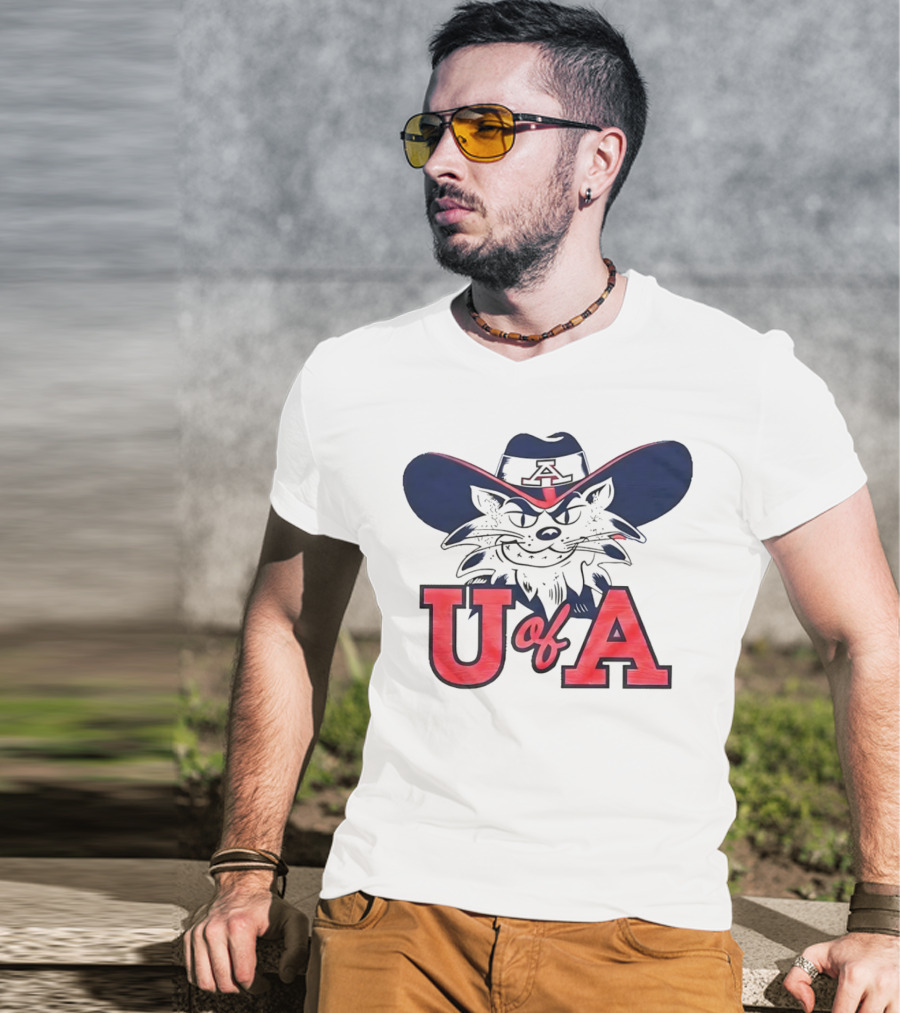Arizona Wildcats U Of A Mascot Cowboy Hat T-Shirt