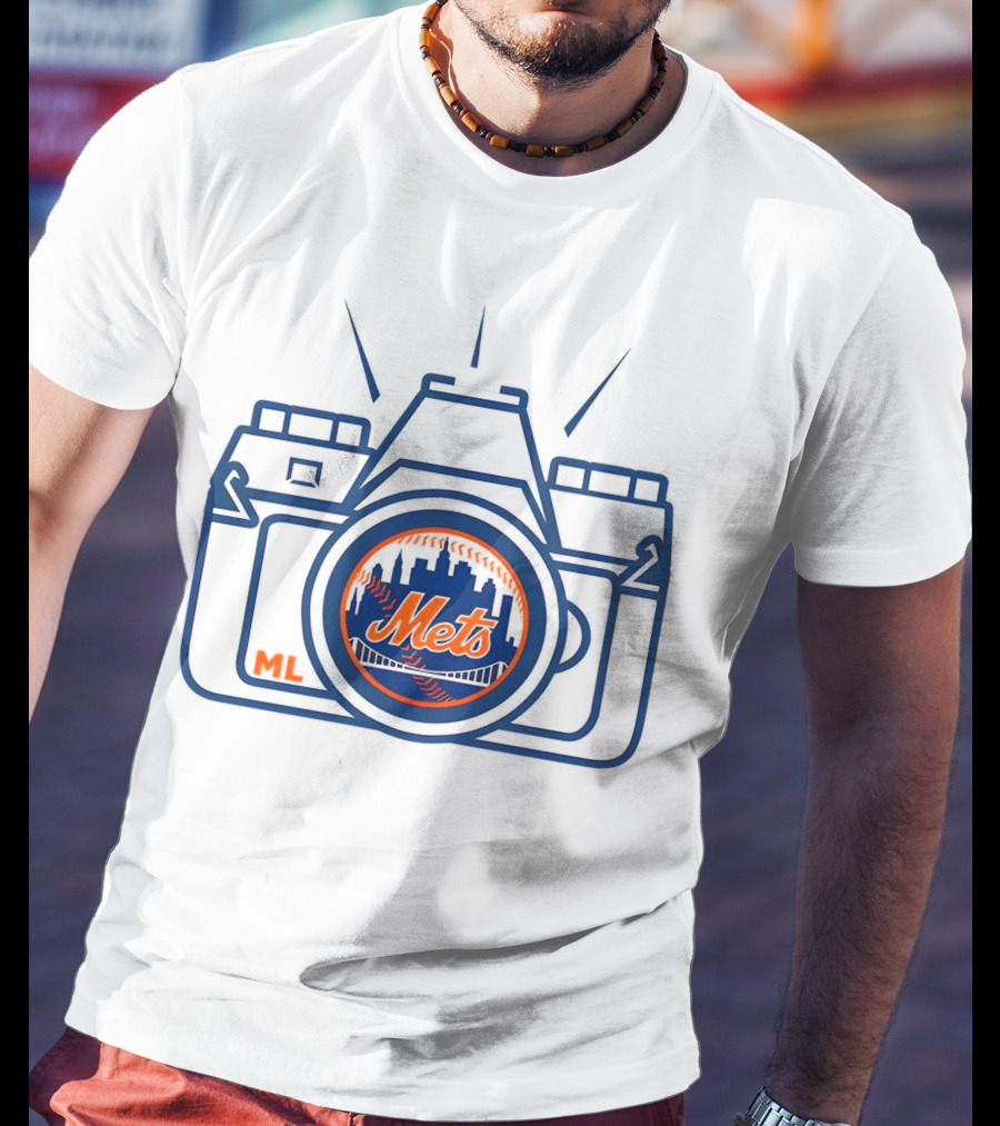 New York Mets Francisco Alvarez Marc Levine Camera T-Shirt