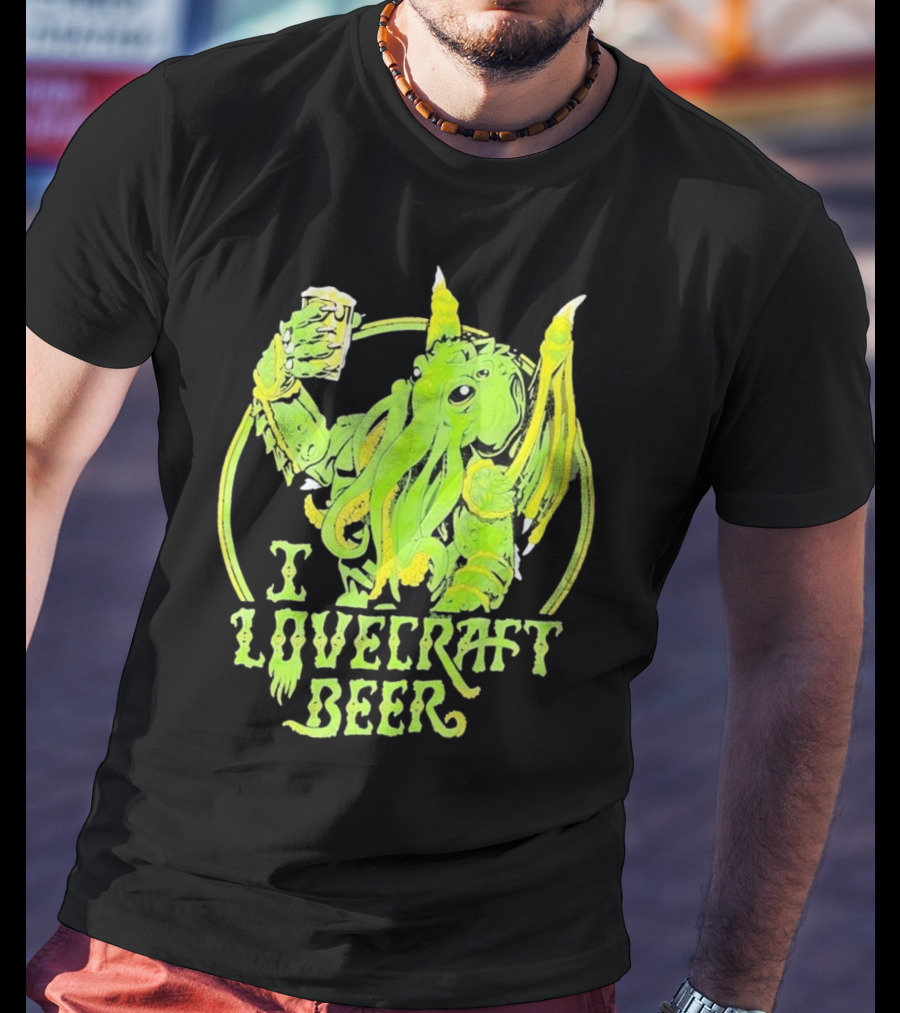 Cthulhu I Love Craft Beer Green Creature Holding Mug T-Shirt