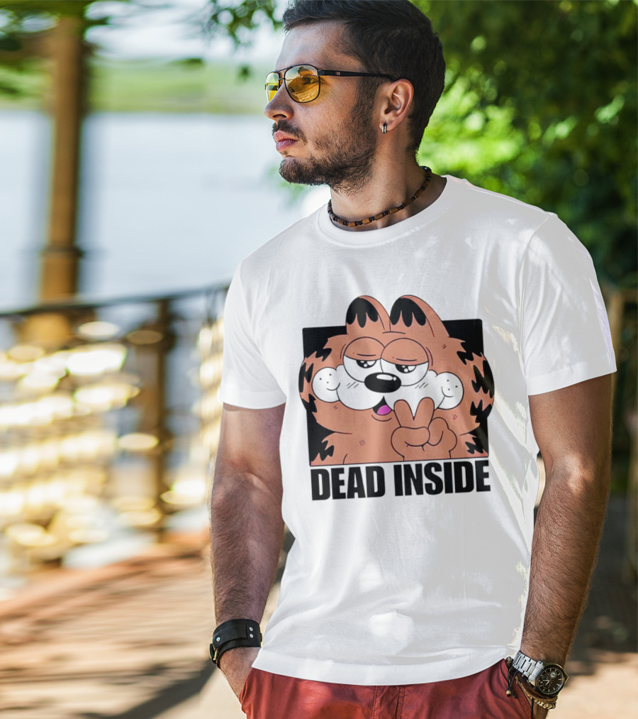 Garfield Dead Inside Peace Sign Iconic Meme T-Shirt
