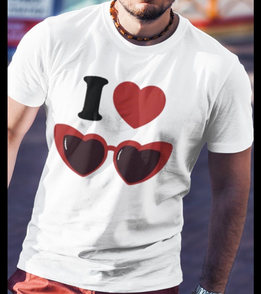 Chiara Oliver Camiseta I Love Chiara Heart Sunglasses T-Shirt
