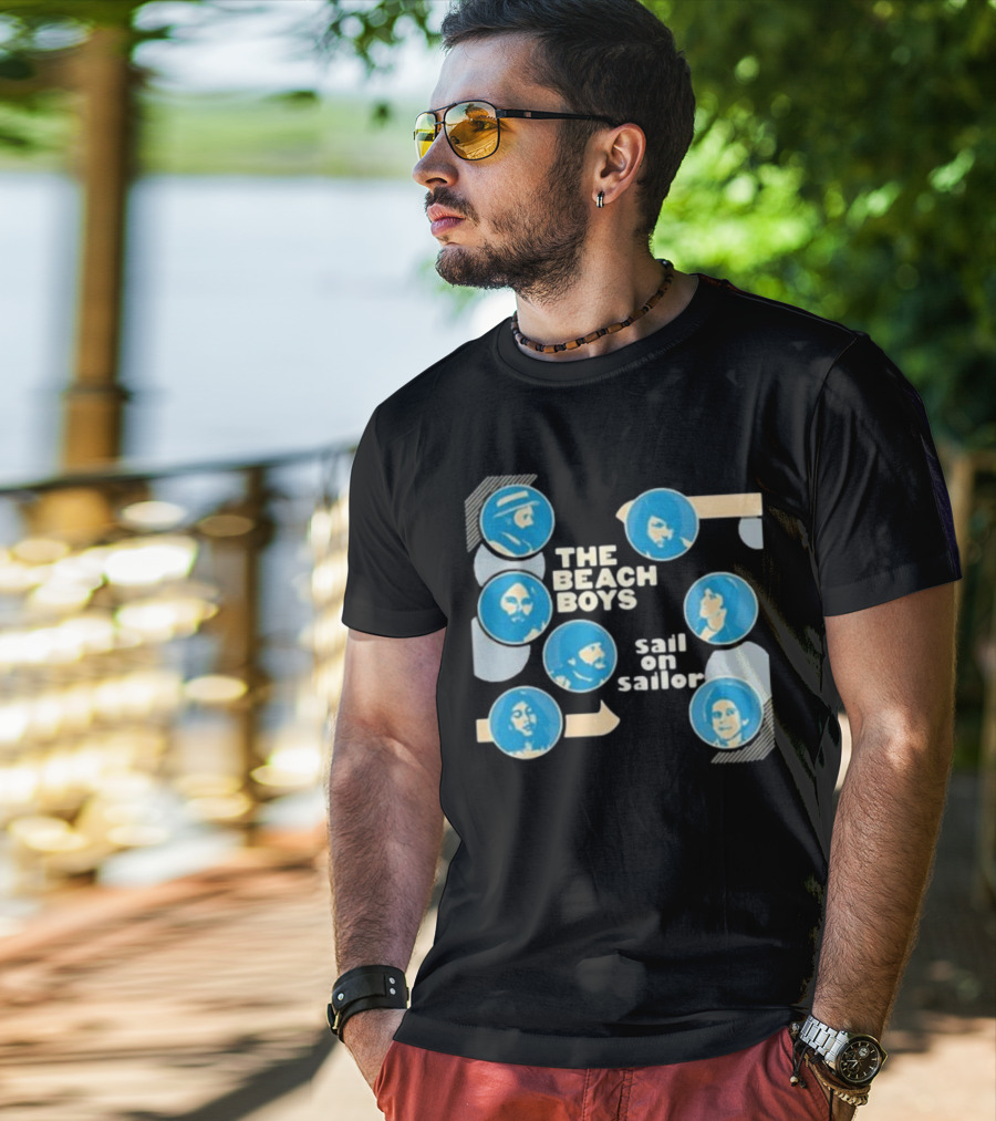 The Beach Boys Sail On Sailor Retro Blue Circles T-Shirt