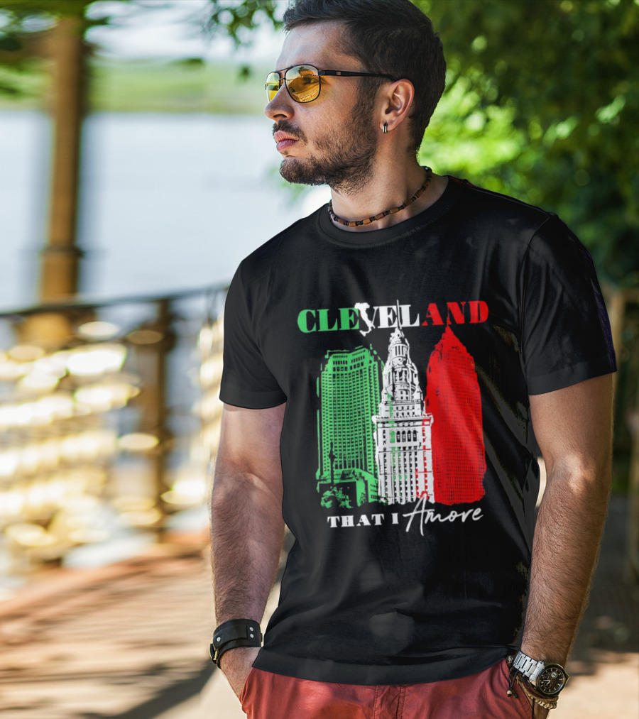 Cleveland That I Amore Italy Flag Skyline T-Shirt