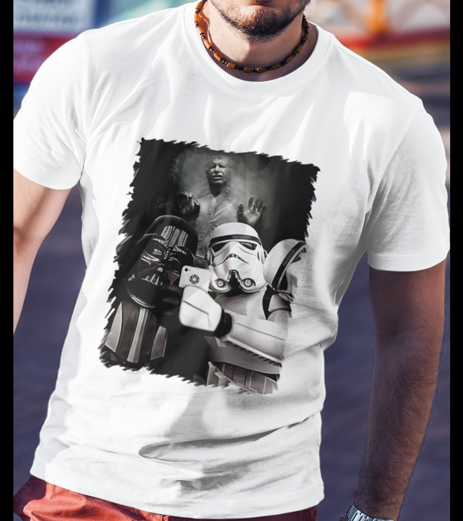 Star Wars Darth Vader And Stormtrooper Taking Selfie With Han Solo Frozen In Carbonite T-Shirt