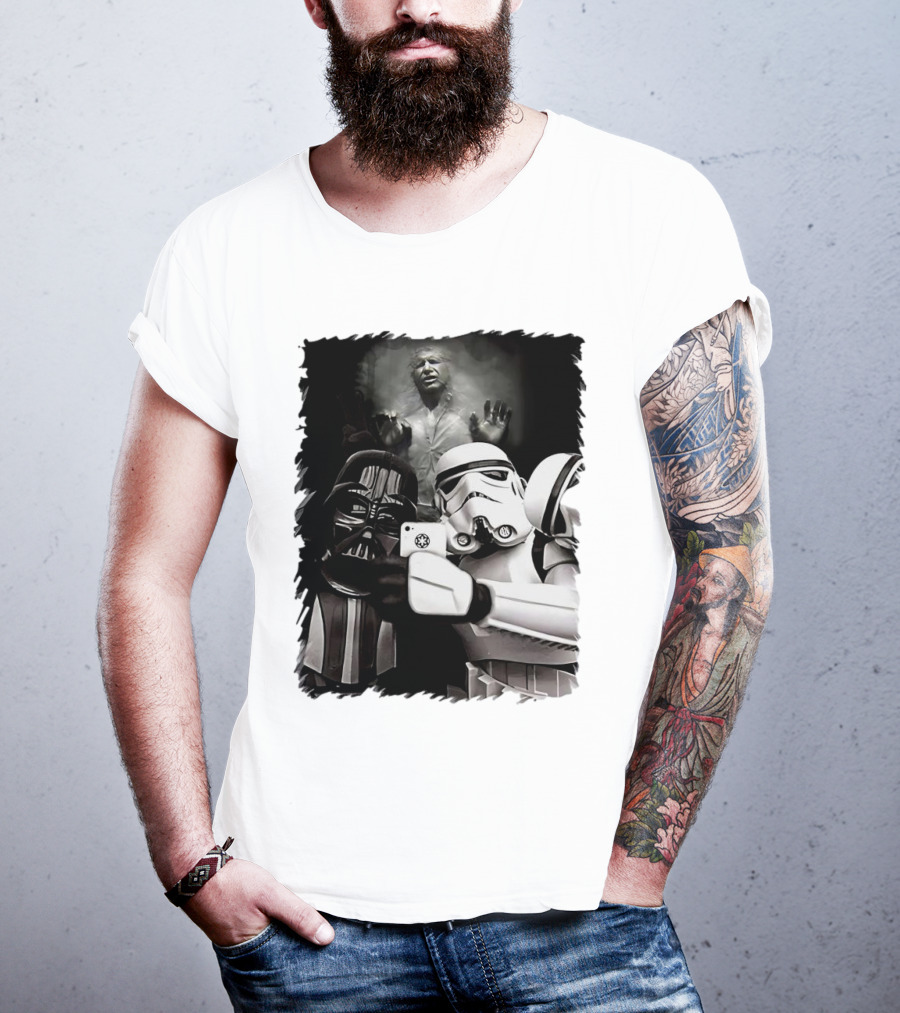 Star Wars Darth Vader And Stormtrooper Taking Selfie With Han Solo Frozen In Carbonite T-Shirt