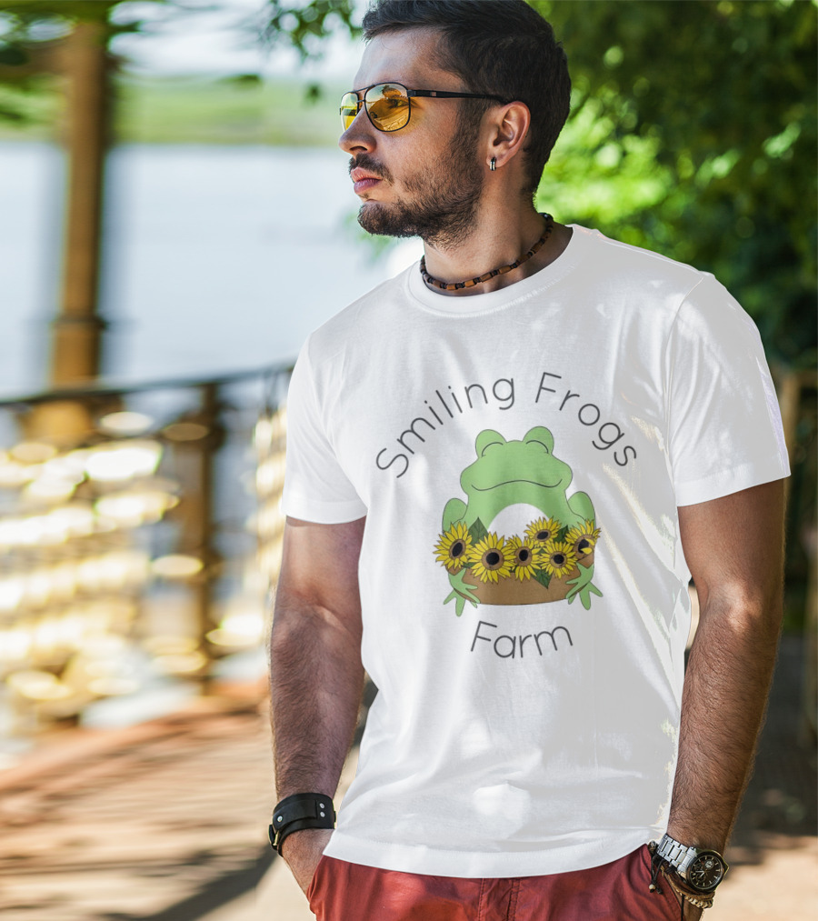 Smiling Frogs Farm Sunflowers Frogs T-Shirt