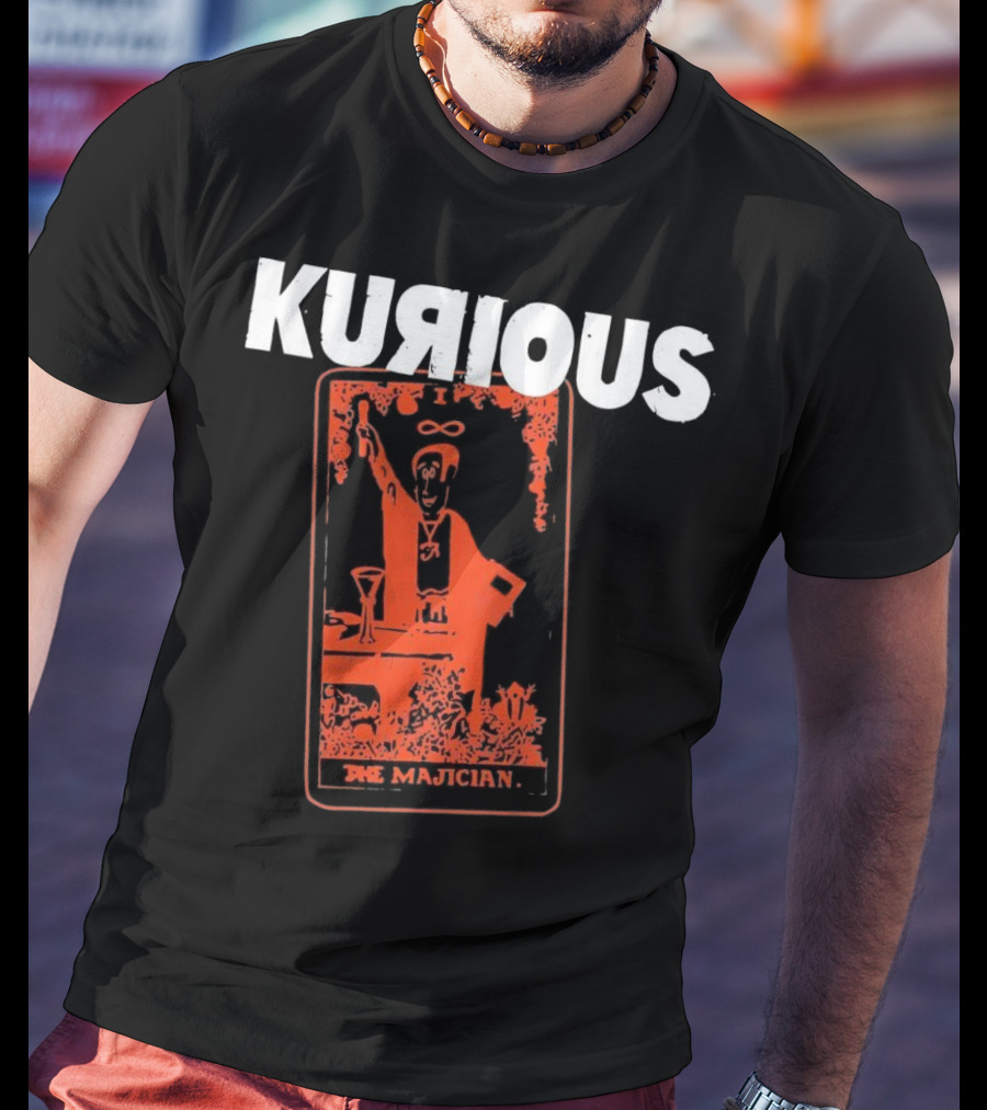 Kurious Gasdrawls The Majician Tarot Card T-Shirt