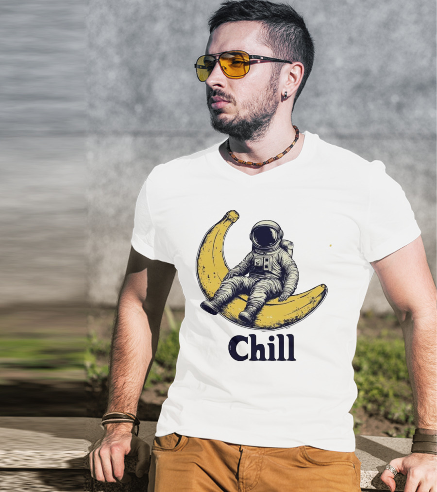 Astronaut Chill Sit On Moon Banana T-Shirt
