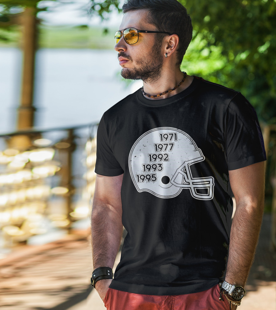 Dallas Cowboys Glory Years 5 Times Helmet 1971 1977 1992 1993 1995 T-Shirt
