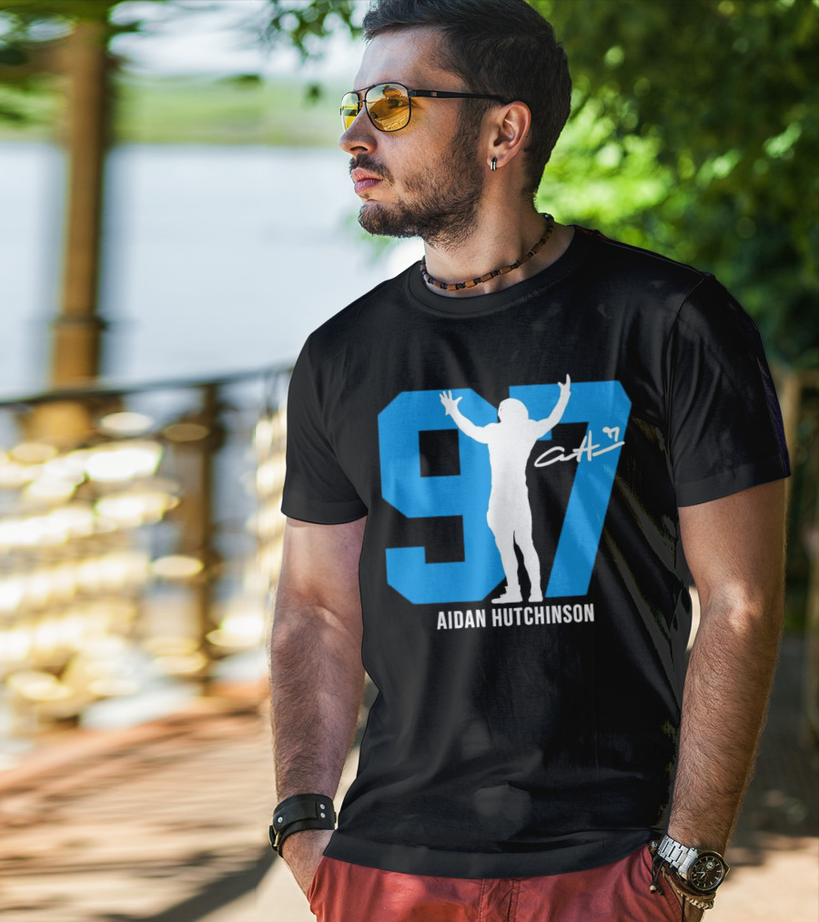 Aidan Hutchinson 97 Detroit Lions Silo Signature T-Shirt