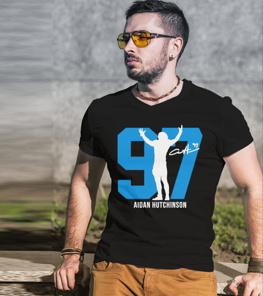 Aidan Hutchinson 97 Detroit Lions Silo Signature T-Shirt