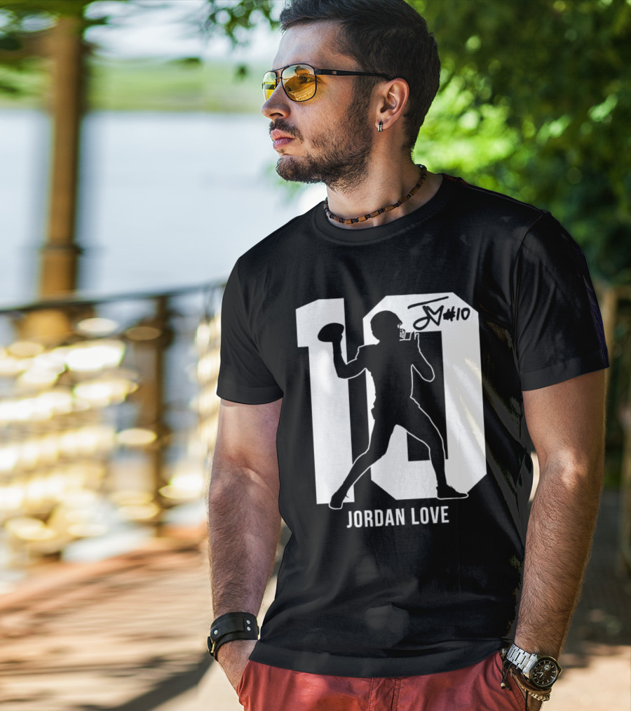 Jordan Love Green Bay Packers Number 10 Silhouette Signature T-Shirt