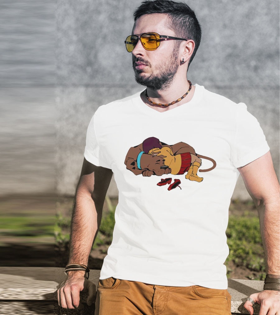 Scooby Doo Velma Dinkley Sleeping Cozy Friends T-Shirt