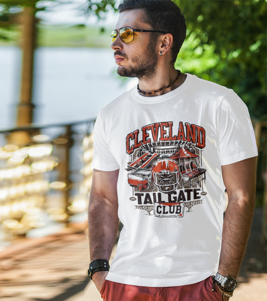 Cleveland Browns Tailgate Club Stadium Cornhole Helmet Grill T-Shirt