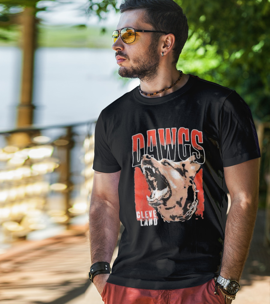 DAWGS Cleveland Browns Vintage Retro Fierce Dog T-Shirt
