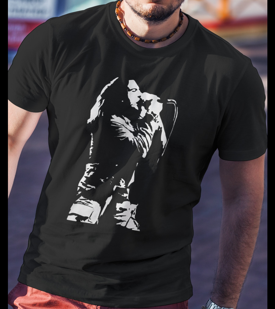 Eddie Vedder Pearl Jam Mic Performance T-Shirt