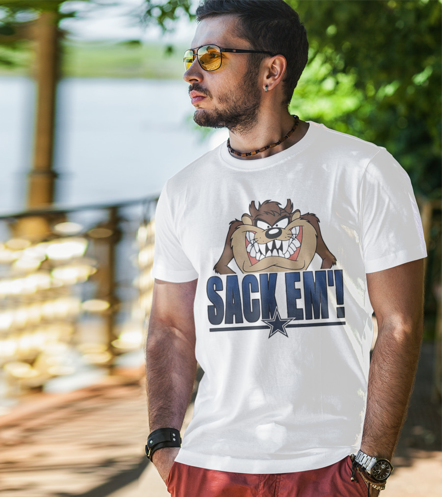 Looney Tunes Taz Sack 'Em Dallas Cowboys T-Shirt