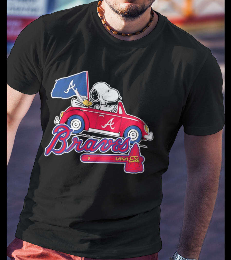 Snoopy And Woodstock Driving Car Atlanta Braves Logo Peanuts Cartoon T-Shirt