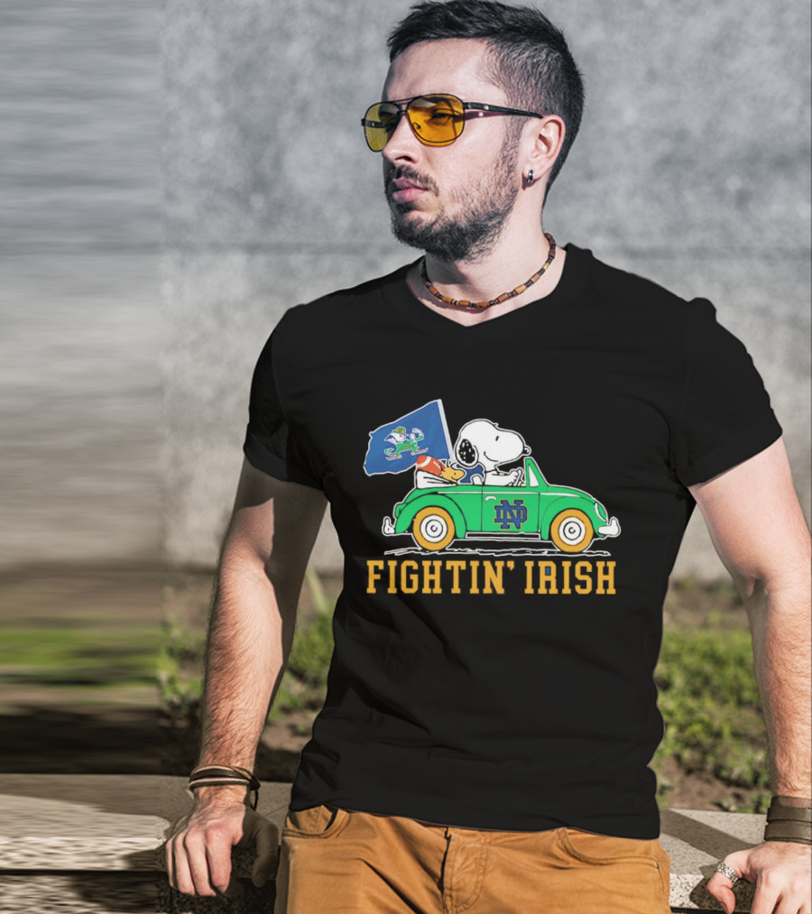 Snoopy And Woodstock Driving ND Car Fightin' Irish T-Shirt