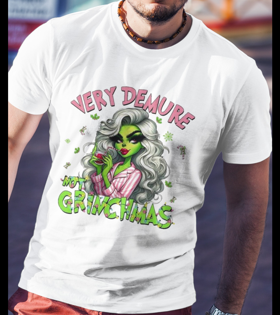 Very Demure Not Grinchmas Christmas Grinch Girl T-Shirt