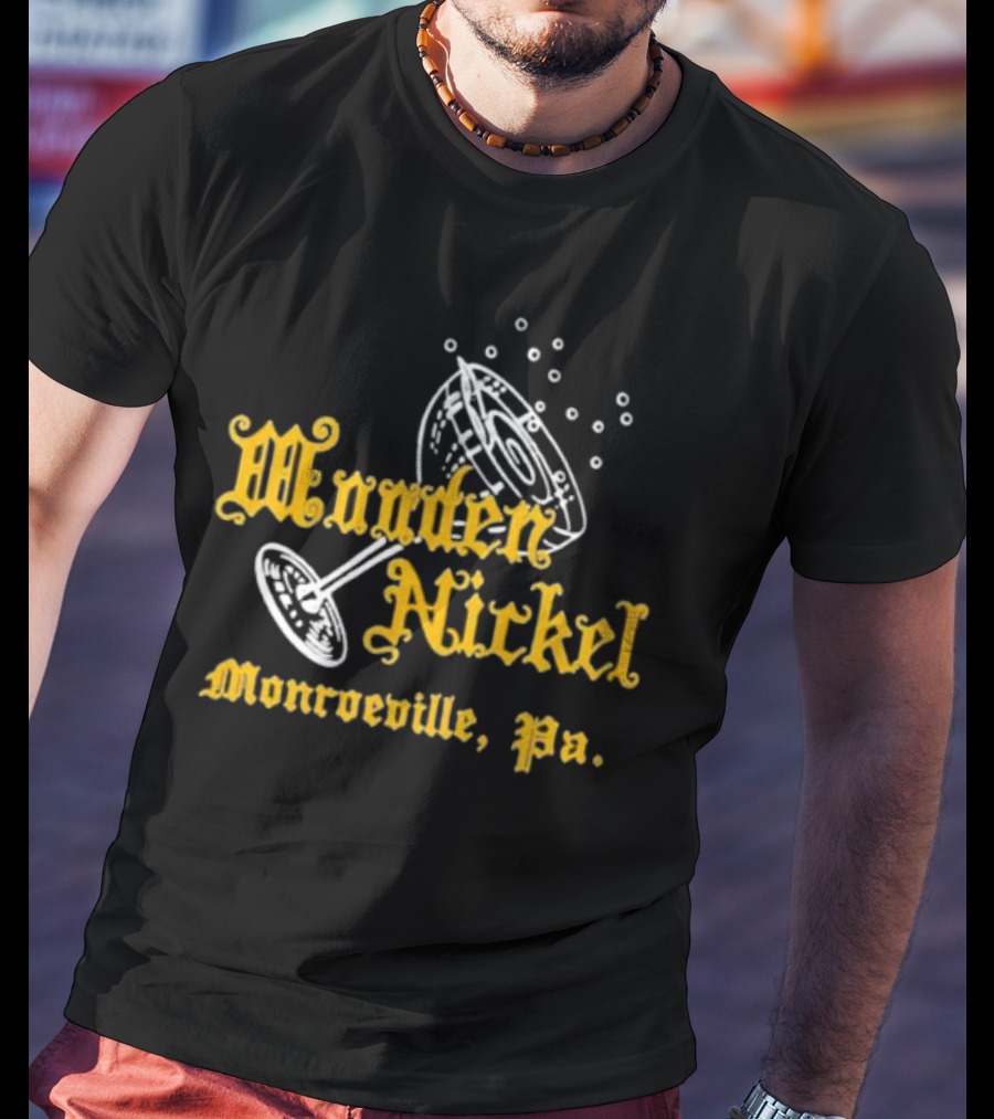 Wooden Nickel Monroeville Pa Vintage Cocktail Glass T-Shirt
