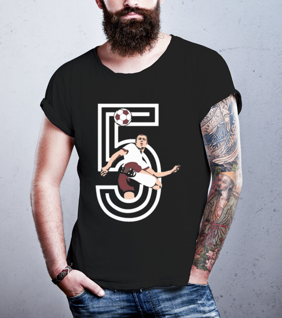 Der Kaiser Franz Beckenbauer Iconic Number 5 Soccer Legend T-Shirt