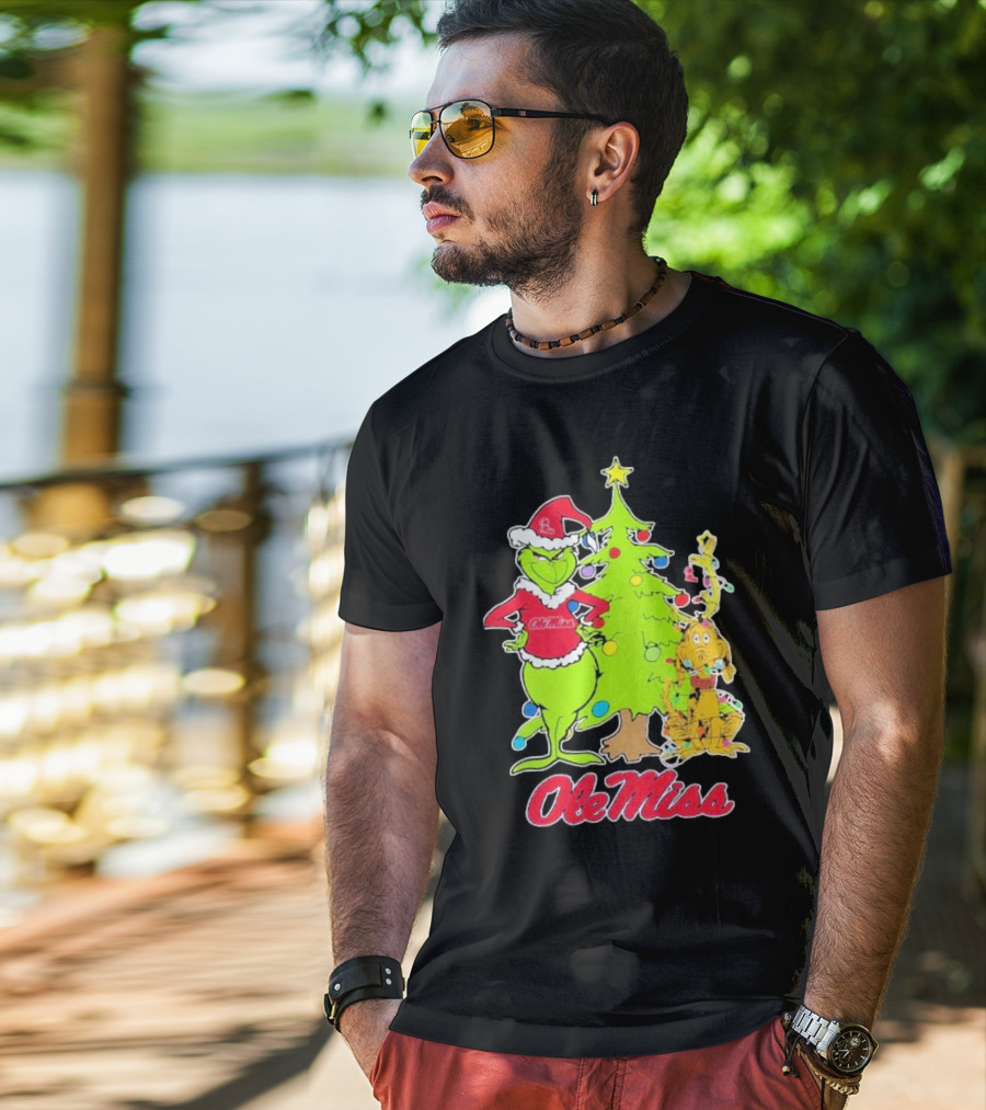 Ole Miss Rebels Grinch And Max Dog Christmas Tree T-Shirt