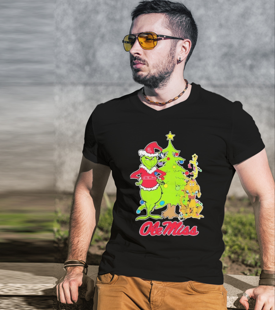 Ole Miss Rebels Grinch And Max Dog Christmas Tree T-Shirt