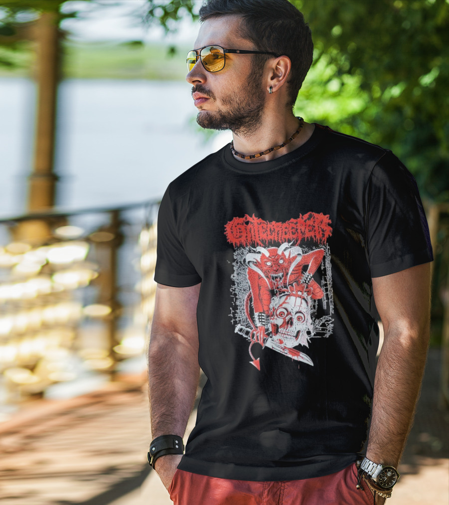 Gatecreeper Skinned Red Demon Skull Knife T-Shirt