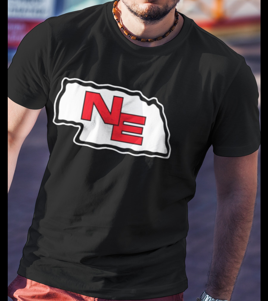NE Nebraska State Outline Arrowhead T-Shirt