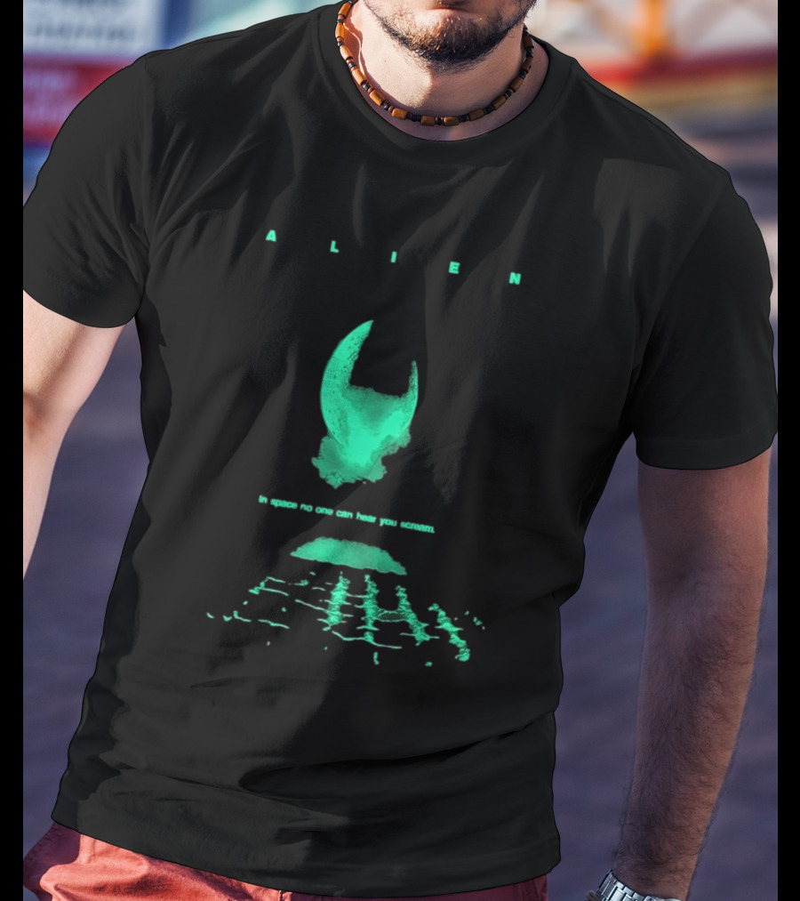 Alien Classic Glow In The Dark In Space No One Can Hear You Scream T-Shirt