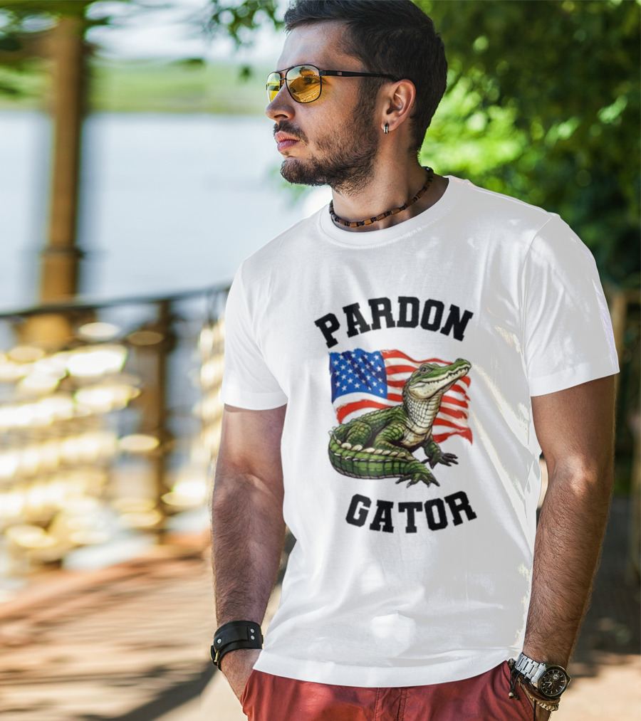 Pardon Gator American Flag Constitutional Gator T-Shirt