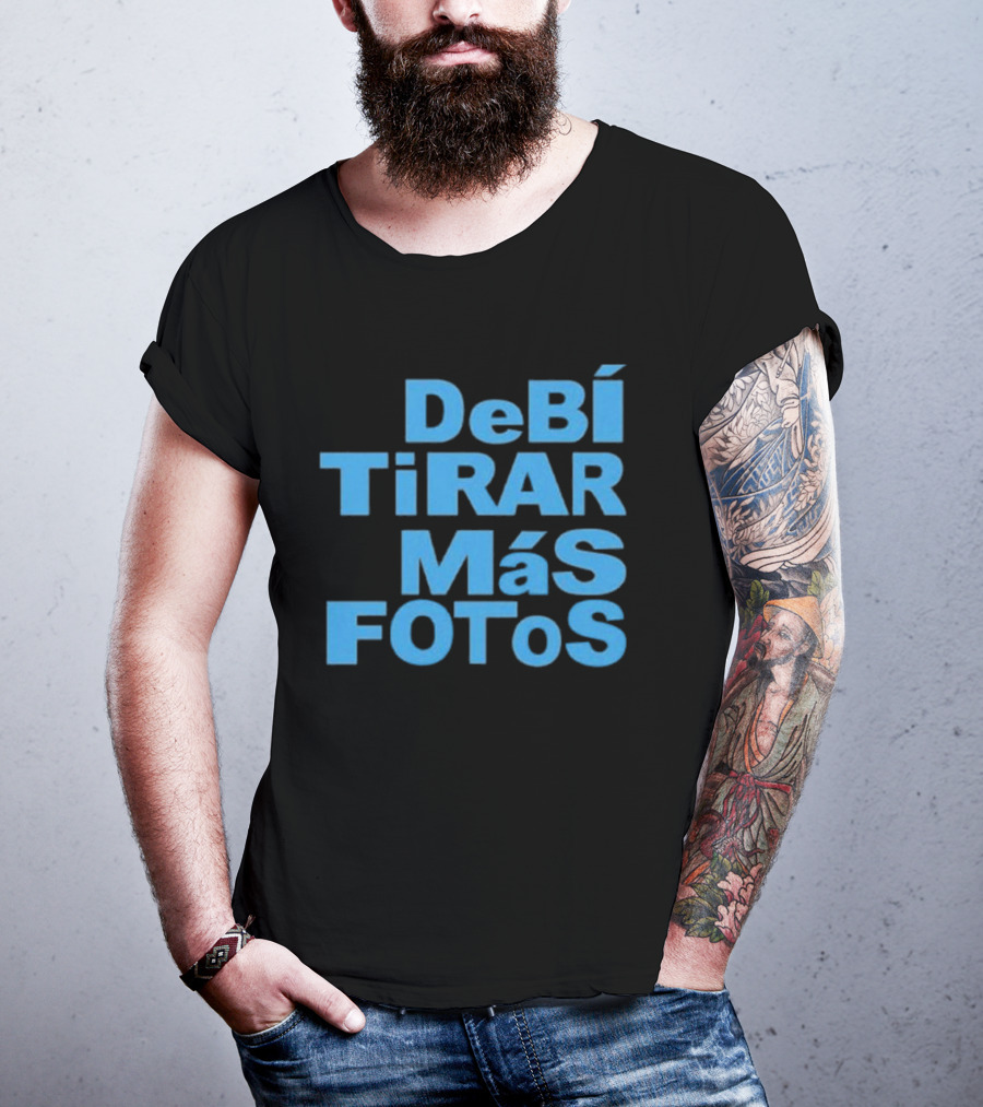 Debí Tirar Más Fotos DTMF Bold Blue Text T-Shirt