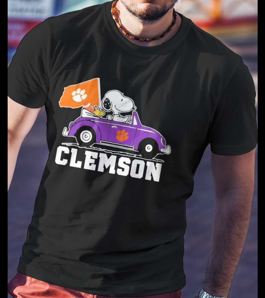 Peanuts Snoopy Woodstock Driving Purple Car With Clemson Tigers Flag CFP T-Shirt