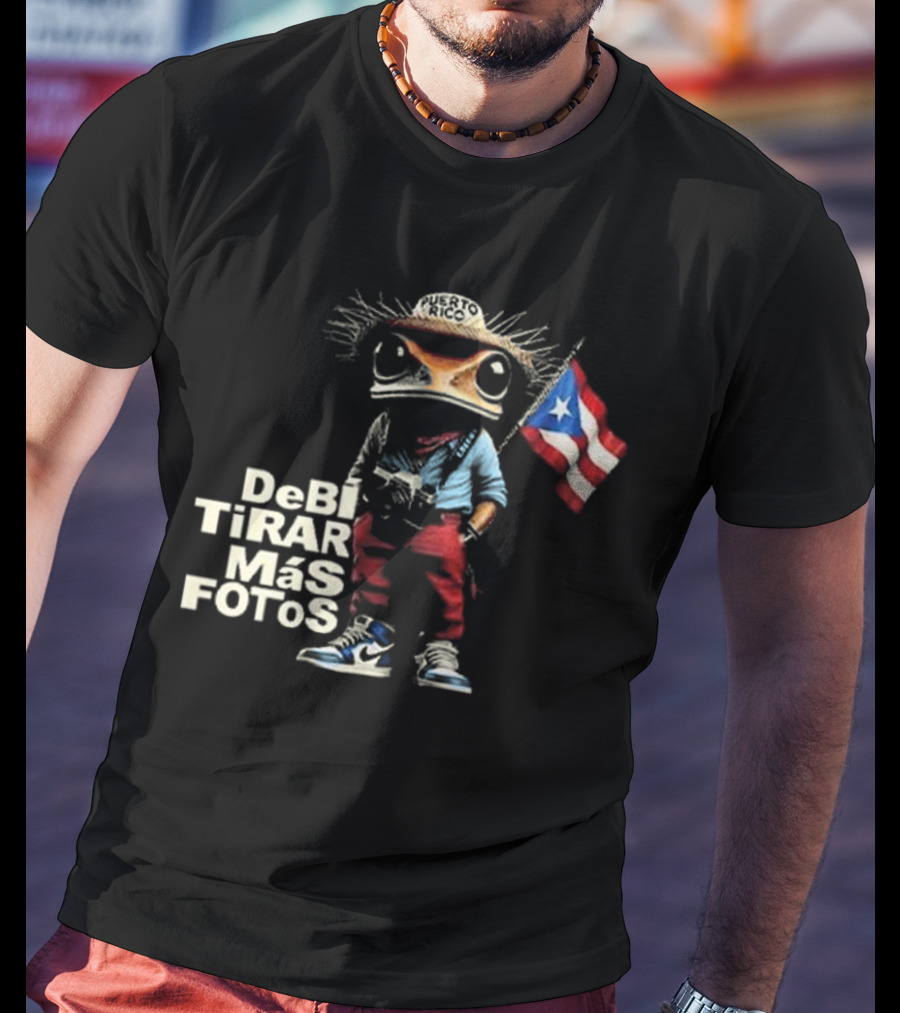 DeBi TiRAR Más FoTOs Puerto Rico Flag Frog Character Shoes T-Shirt