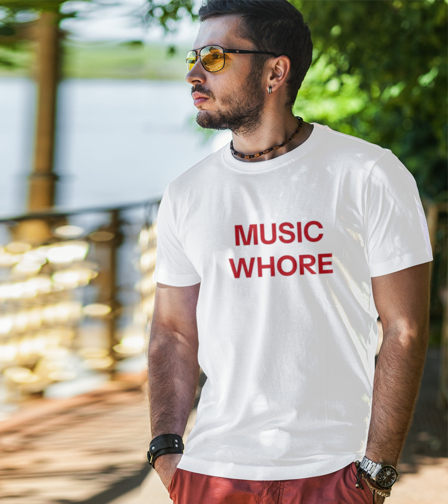 Divadelight Music Whore Bold Red Text Design T-Shirt