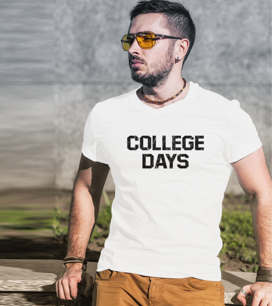 College Days Collegiate Style Vintage Nostalgia T-Shirt