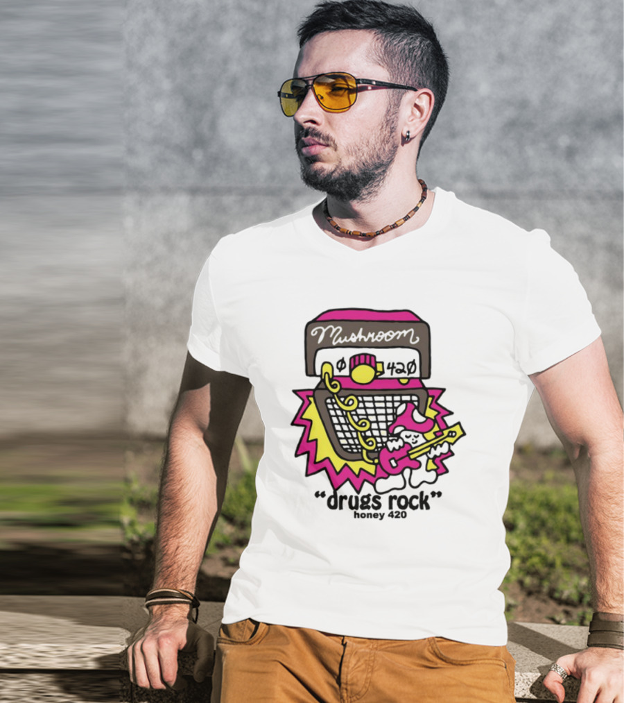 Drugs Rock Honey 420 Guitar Amp Bold Neon Art Style T-Shirt