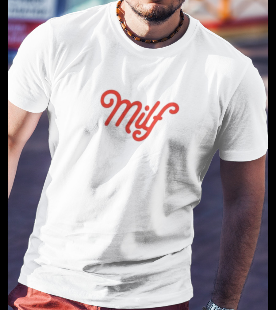 Elizabeth Bay Milf Retro Script Style T-Shirt