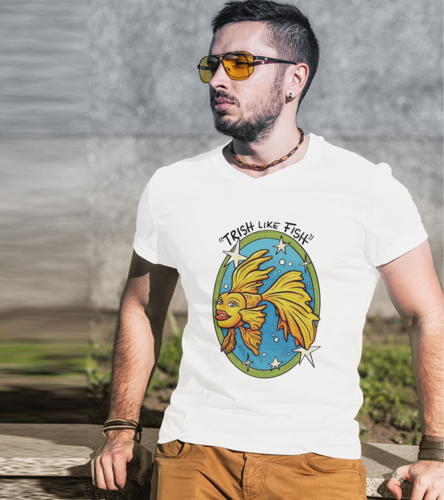 Trish Like Fish Goldfish With Stars And Bubbles T-Shirt