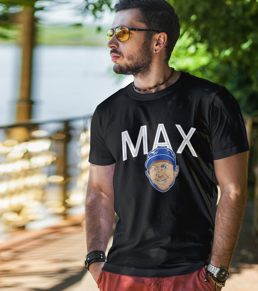 MAX Scherzer Blue Cap Smiling Face Illustration T-Shirt