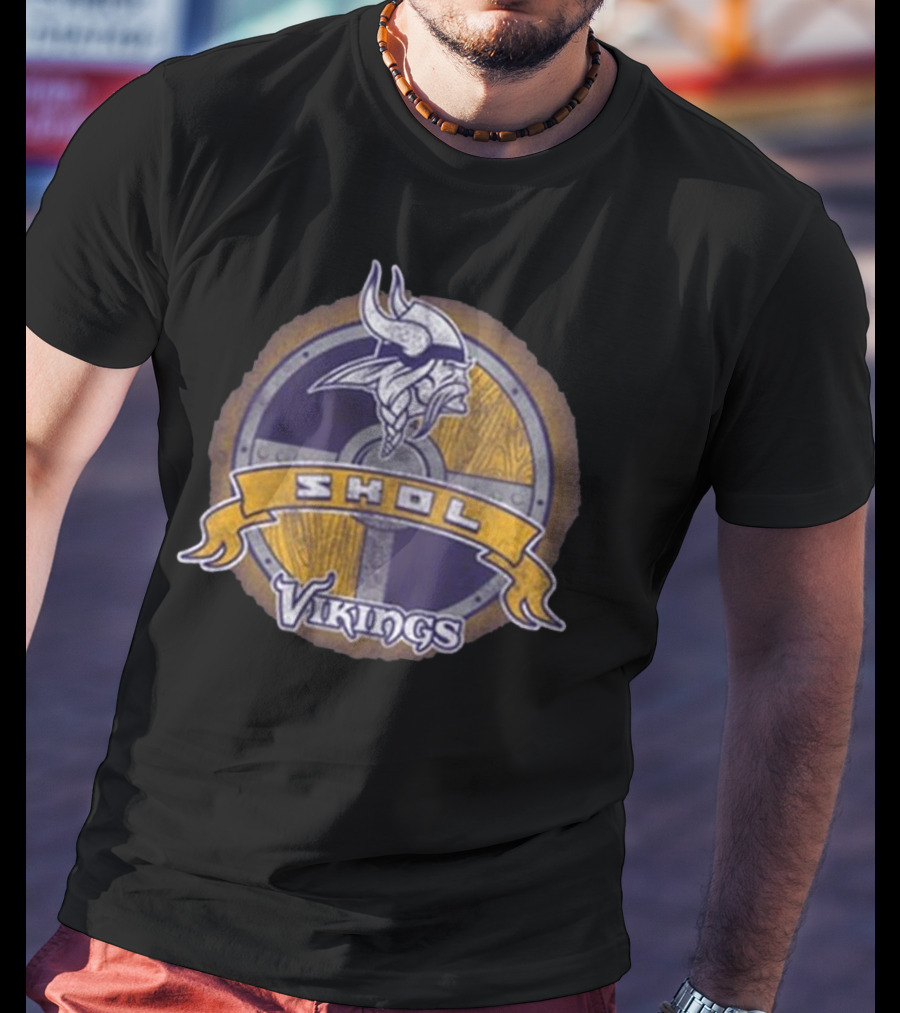 Minnesota Vikings Skol Shield Logo Vintage Emblem T-Shirt