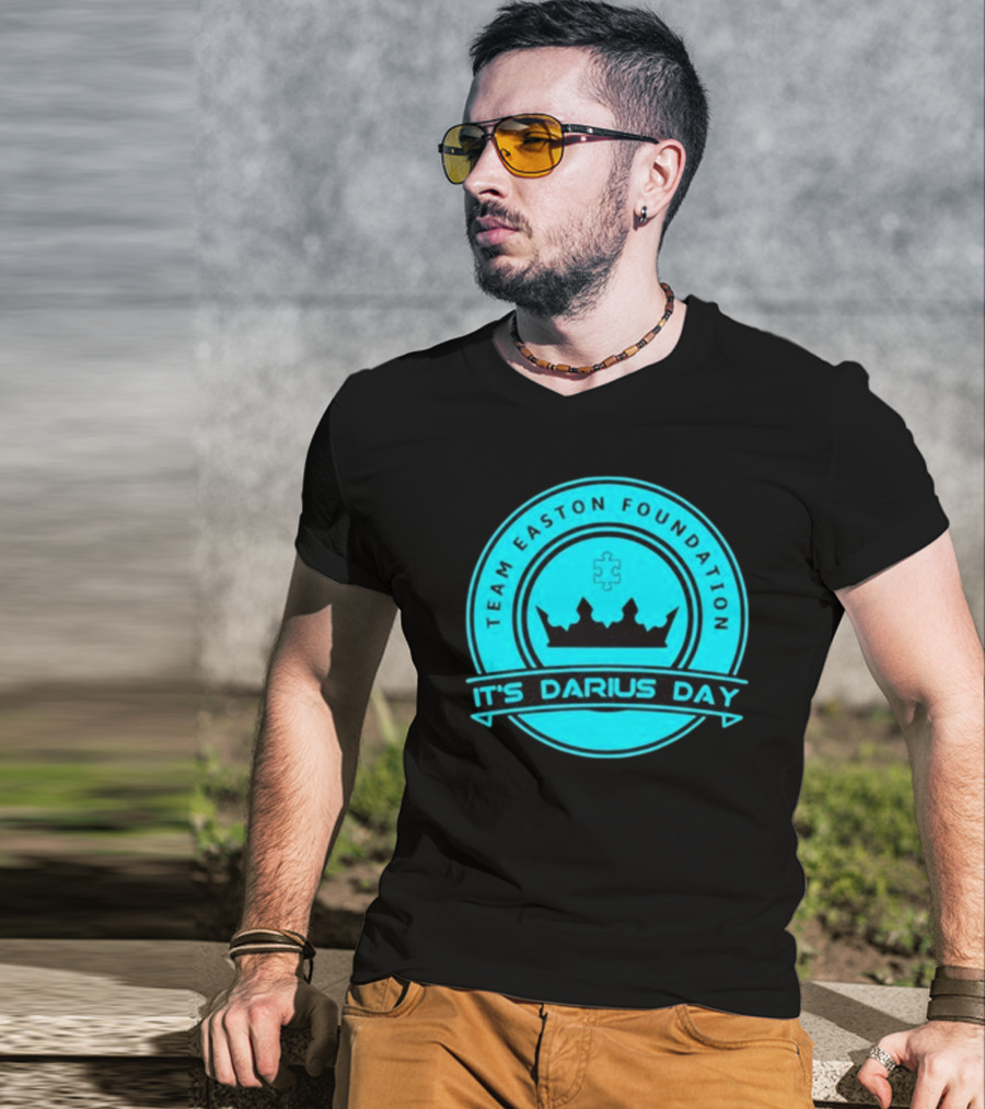 Team Easton Foundation It's Darius Day Autism Puzzle Crown T-Shirt
